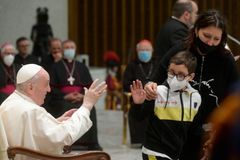 Mom says son’s impromptu encounter with Pope Francis led to ‘miracle’
