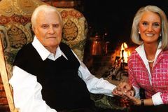 'Praise God!' Billy Graham's Grandson, Anne Graham Lotz's Son Out of Hospital After Landing in ICU with COVID