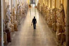 New COVID-19 rules for visitors to Vatican Museums