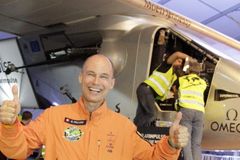 Propelled by the sun around the world