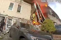 'Somebody’s in There!': NYPD Cops Rush Toward Danger to 'Save Lives' of Victims Trapped in Suspected NYC Gas Explosion