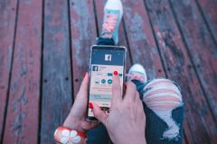 Facebook Is Testing a New 'Prayer' Post Feature - RELEVANT