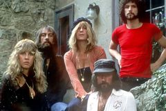 Fleetwood Mac's 'Dreams' Charts For First Time since 1977, Thanks to TikTok - RELEVANT