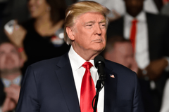 NYT: The Billy Graham Evangelistic Association Paid a Trump Hotel Almost $400,000 for an Event - RELEVANT