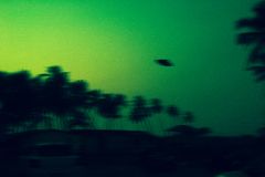 U.S. Government Is Ready To Admit UFOs Are Real - RELEVANT