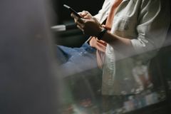 The Dark Side of All Those New Prayer Apps - RELEVANT