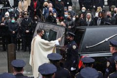 Funeral Mass for NYPD officer held at St Patrick's Cathedral