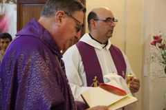 In the slums of Argentina, priests deal with gangs, drug culture