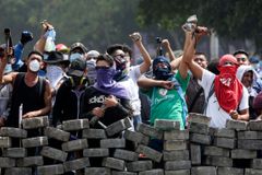 Nicaragua’s congress bans 4 universities and 6 aid groups