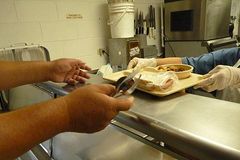 Episcopalian church sues Oregon city limiting its meals to homeless