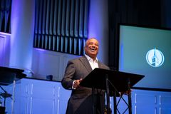 Luter honored at NOBTS for 35 years of ministry, influence | Baptist Press