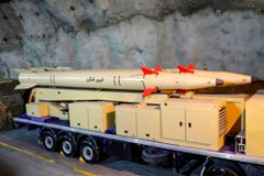 Iran Unveils New Missile Said to Put Israel, US Bases Within Reach