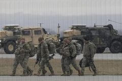 U.S. citizens warned to leave Ukraine