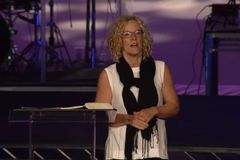 Bethel's Beni Johnson having trouble breathing amid cancer battle; church launches 24/7 prayer campaign