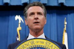 California Adopts Nation's 1st 'Endemic' Virus Policy