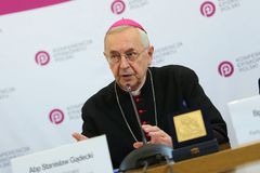Polish Catholic bishops’ leader calls for ‘open and hospitable hearts’ to refugees from Ukraine
