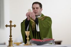 Like in Arizona, botched baptisms roiled Michigan church