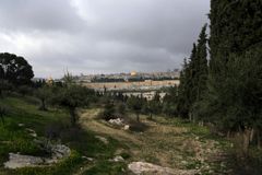 Israeli authority backs down from Mount of Olives park plan after Churches complain