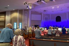 Tennessee church seeks justice after elderly member is robbed during prayer