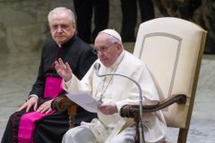 Pope Francis urges sides to take a step back in Ukraine conflict