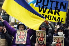 'Pray': Celebs, Pastors, and Politicians Turn People Toward God Amid Deadly Ukraine Invasion