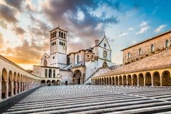 Assisi to host Mass for peace in Ukraine at the tomb of St. Francis