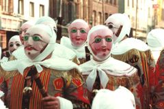 How to pregame Lent: Septuagesima, Carnival, and Shrovetide