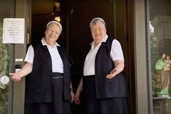 Meet the Franciscan sisters who live (and pray) across the street from an abortion clinic
