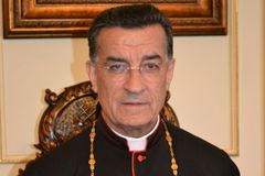 Cardinal: Lebanon’s political crisis poses challenge for papal trip