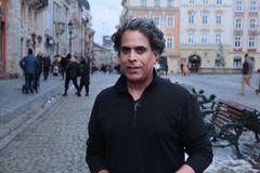 'A Fighting Spirit': CBN News Captures Powerful Ukrainian Moment of Turning to God as Deadly Russian Assault Rages