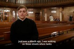 Unable to return, seminarian keeps in touch with classmates in Ukraine