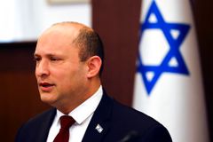 Israel’s PM Makes Surprise Visit to Kremlin to Help Mediate Conflict with Ukraine