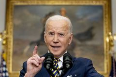 U.S. bans Russian oil imports