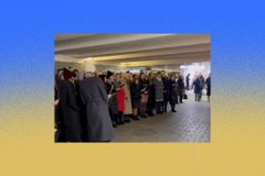 Watch a Group of Ukrainian Christians Sing and Pray in Kyiv Days Before the Attack - RELEVANT