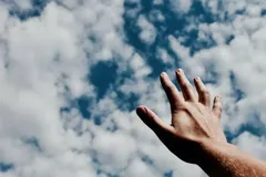 The Church asks prayers for peace on US-Mexico border