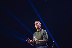 Andy Stanley says divisive politicians are 'terrible leaders,' urges embrace of the 'messy middle'