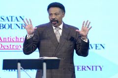 Tony Evans reveals signs to look for in the End Times amid Russia's war in Ukraine