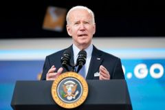 Biden Planning to Tap Oil Reserve to Control Gas Prices