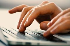 Survey Shows 77% of Managers Strongly Prefer Employees Return to Office After COVID