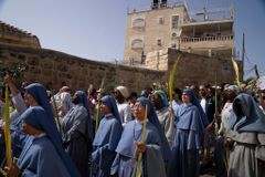 Christians Mark Beginning of Holy Week in Jerusalem