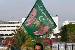 Pakistan ousts prime minister, elects replacement