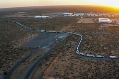 Trucker protests dwindle at border