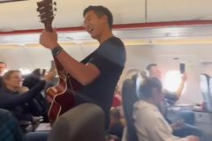 Viral pastor reveals what took place before singing worship on airplane, responds to backlash