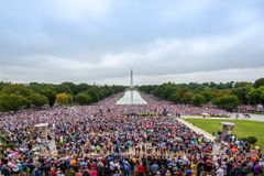 Thousands fill National Mall on day of prayer and repentance | Baptist Press