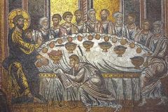 Does John’s last supper chronology differ from the other Gospels?