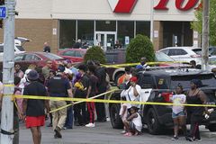 10 dead, suspect arrested in Buffalo supermarket shooting