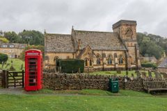 After 2,000 UK Church Buildings Close, New Church Plants Get Creative