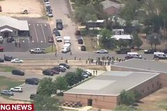 14 students, 1 teacher killed in mass shooting at Texas elementary school