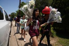 Texas shooting victim's husband dies of heart attack; archbishop prays for Catholic family