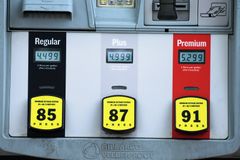 Plenty of Americans Still Plan to Travel During Memorial Day Weekend Despite Record High Gas Prices